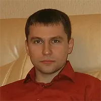 Владислав Плющев