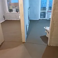 Пример работ по полусухой стяжке пола в однокомнатной квартире